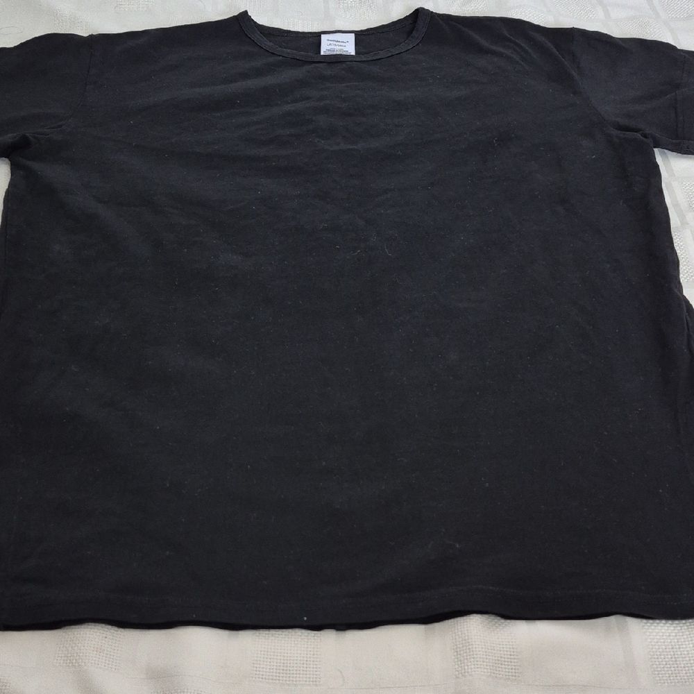 Women's Classic Black Short Sleeve Cotton Tee - Picture 12 of 16